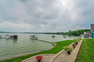 8121 Lake Shore Dr, Cedar Lake, IN 46303 - Photo 12