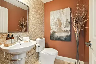 1621 Sea Breeze Ct, Munster, IN 46321 - Photo 20