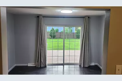 8 Deep River Drive, Hobart, IN 46342 - Photo 4