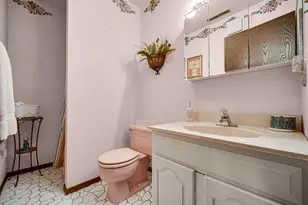 3725 E 33rd Ln, Hobart, IN 46342 - Photo 10