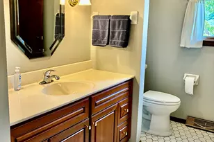 9501 Dogwood Dr, Munster, IN 46321 - Photo 10