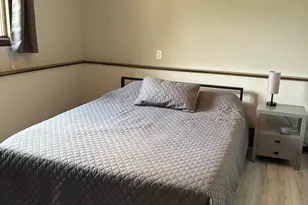 9501 Dogwood Dr, Munster, IN 46321 - Photo 14