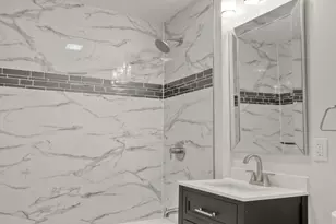 405 Institute St, Valparaiso, IN 46383 - Photo 4