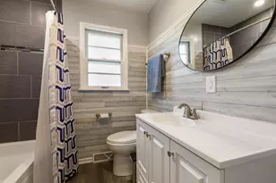 8154 Kooy Dr, Munster, IN 46321 - Photo 12