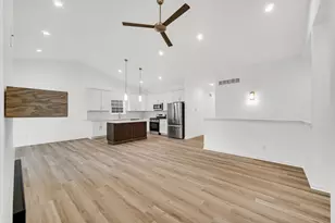 472 Magnolia Ln, Chesterton, IN 46304 - Photo 4