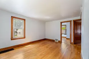 2711 Clough Ave, Highland, IN 46322 - Photo 20