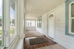 2711 Clough Ave, Highland, IN 46322 - Photo 6