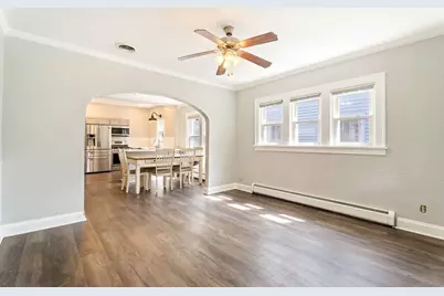 2711 Clough Avenue, Highland, IN 46322 - Photo 8