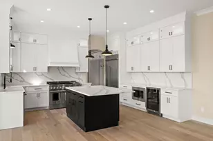 9701 Sweetspire Ave, Saint John, IN 46373 - Photo 16