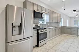 246 142nd St, Hammond, IN 46327 - Photo 10