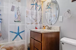 220 S Delaware St, Hobart, IN 46342 - Photo 18