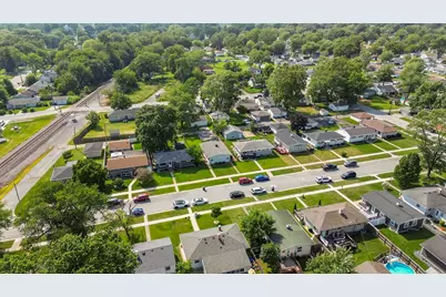 220 S Delaware Street, Hobart, IN 46342 - Photo 30