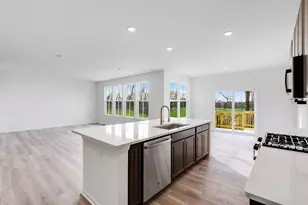 3922 Brander Dr, Valparaiso, IN 46385 - Photo 6