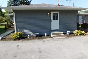 542 Dunewood Dr, Chesterton, IN 46304 - Photo 6