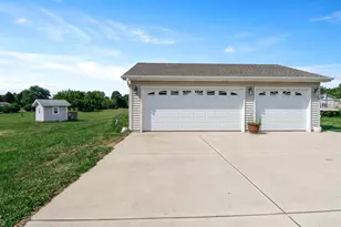 361 Sandwood Ct, Valparaiso, IN 46383 - Photo 30