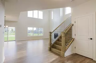 1759 Trailbrook Dr, Valparaiso, IN 46383 - Photo 2