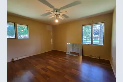 201 W Halleck Street, Morocco, IN 47963 - Photo 16