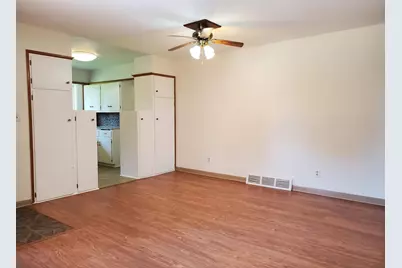 201 W Halleck Street, Morocco, IN 47963 - Photo 8