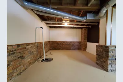 201 W Halleck Street, Morocco, IN 47963 - Photo 12