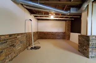 201 W Halleck St, Morocco, IN 47963 - Photo 12