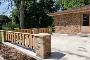 201 W Halleck St, Morocco, IN 47963 - Photo 4