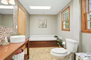 901 Ridgeway Ave, Munster, IN 46321 - Photo 18