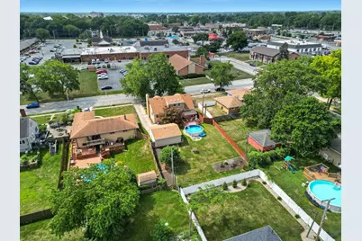 901 Ridgeway Avenue, Munster, IN 46321 - Photo 4