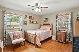 901 Ridgeway Ave, Munster, IN 46321 - Photo 12