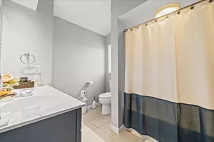 7520 Johnson St, Merrillville, IN 46410 - Photo 16