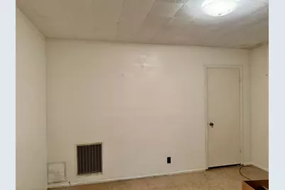 2295 E 250 S, Knox, IN 46534 - Photo 6