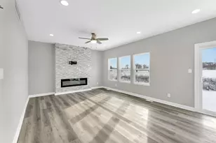 5006 Finch Dr, Schererville, IN 46375 - Photo 10