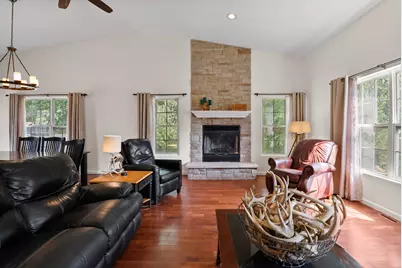 604 Oakwood Drive, Chesterton, IN 46304 - Photo 16