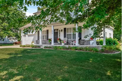 604 Oakwood Drive, Chesterton, IN 46304 - Photo 2