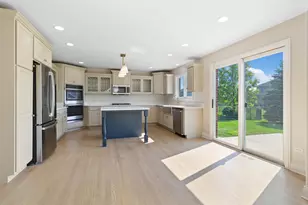 10407 Golden Arch Ave, Saint John, IN 46373 - Photo 14