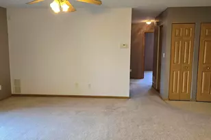 2035 W 75th Pl, Merrillville, IN 46410 - Photo 4