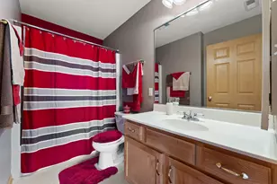 2035 W 75th Pl, Merrillville, IN 46410 - Photo 8
