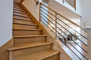 1753 Trailbrook Dr, Valparaiso, IN 46385 - Photo 6