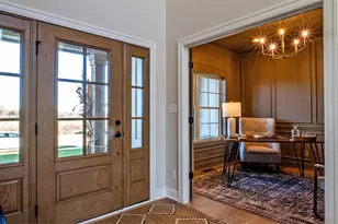 1753 Trailbrook Dr, Valparaiso, IN 46385 - Photo 4