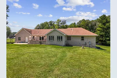 1251 N Mineral Springs Road, Chesterton, IN 46304 - Photo 2