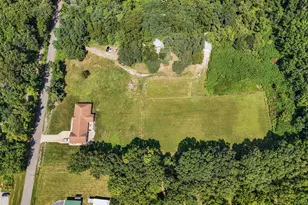 1251 N Mineral Springs Rd, Chesterton, IN 46304 - Photo 6