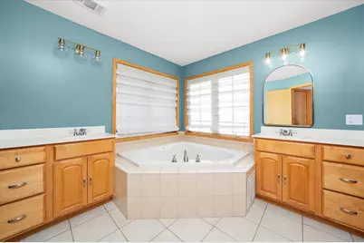 9925 Whitehall Garden, Munster, IN 46321 - Photo 14