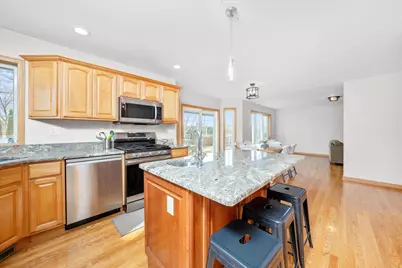 9925 Whitehall Garden, Munster, IN 46321 - Photo 8