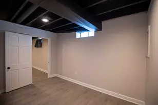 1060 N Vanderburg St, Gary, IN 46403 - Photo 16