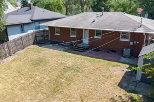 1060 N Vanderburg St, Gary, IN 46403 - Photo 22