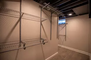 1060 N Vanderburg St, Gary, IN 46403 - Photo 20