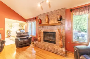 7114 Starling Dr, Schererville, IN 46375 - Photo 6