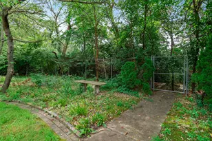 1429 W Lincoln Hwy, Schererville, IN 46375 - Photo 32