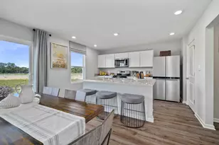 132 Cressmoor Blvd, Hobart, IN 46342 - Photo 6