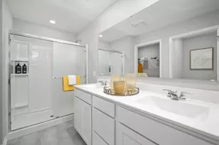 132 Cressmoor Blvd, Hobart, IN 46342 - Photo 12