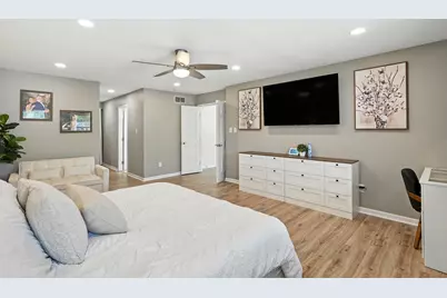 2900 Manchester Lane, Schererville, IN 46375 - Photo 20